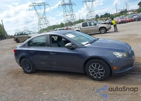 2013 Chevrolet Cruze Ls Auto z USA, uszkodzony, nr VIN 1G1PA5SH9D7312349